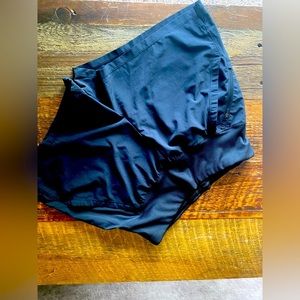 ALL IN MOTION ❤️EUC High Rise Shorts